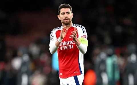 Jorginho desembarca no Rio nesta sexta para exames e assinatura com o Flamengo; estreia pode ocorrer já no Mundial de Clubes