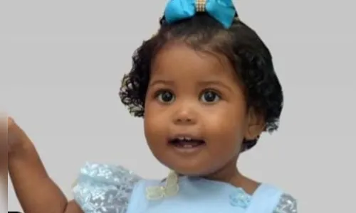 Motorista atira e mata bebê de um ano que estava com os pais em carro