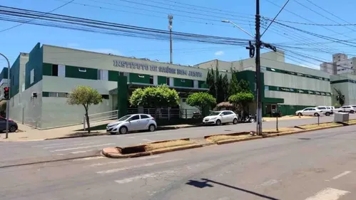 Motociclista foi encaminhado ao hospital Bom Jesus