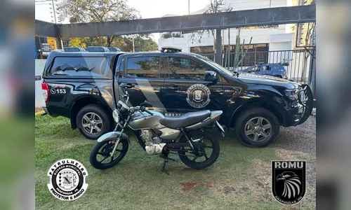 Motociclista invade a contramão, é abordado e acaba detido por tráfico