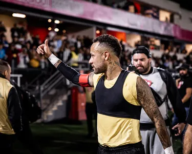 Neymar deve começar entre os titulares