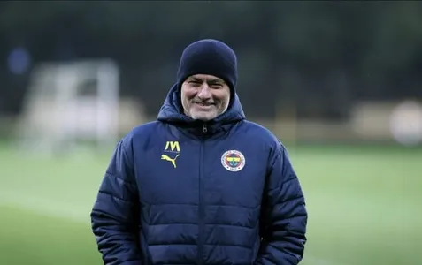 Neymar segue com o futuro indefinido no Santos e desperta interesse do Fenerbahçe, da Turquia