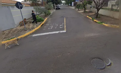 Motociclista fica ferido em colisão com carro no Jardim das Flores
