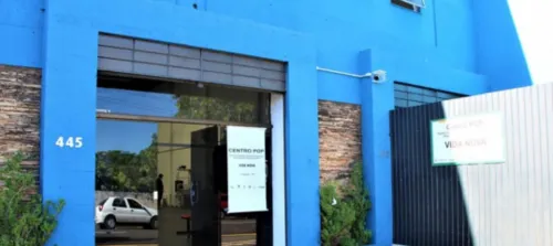 O abrigo vai receber moradores de rua a  partir desta terça-feira (10)
