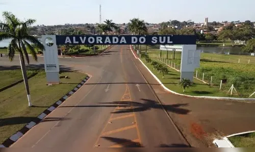 O cadastro deve ser feito exclusivamente por meio de formulário eletrônico