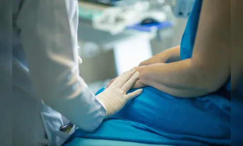 Estudo associa toxina de bactéria a câncer colorretal; saiba mais