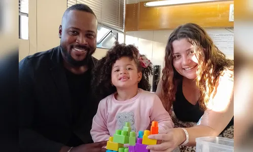 Após 26 dias internada, paciente se emociona ao rever filha de 3 anos