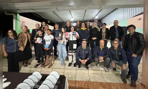 Colégio realiza o Soletrando em parceria com o Rotary de Ivaiporã