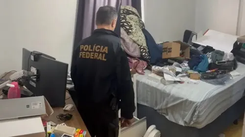 Polícia Federal cumpriu dois mandados de prisão na operação