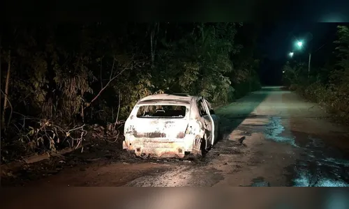 Marido escapa e se esconde enquanto esposa grávida é assassinada