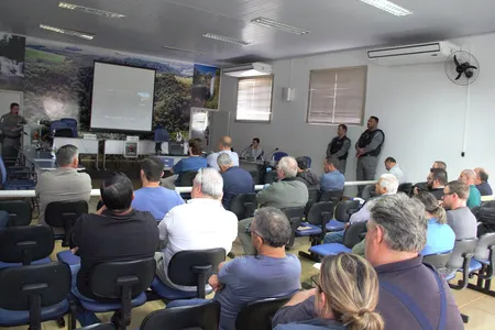 Reunião na Câmara de Faxinal