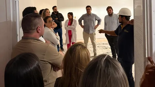 Secretários durante visita nesta segunda-feira