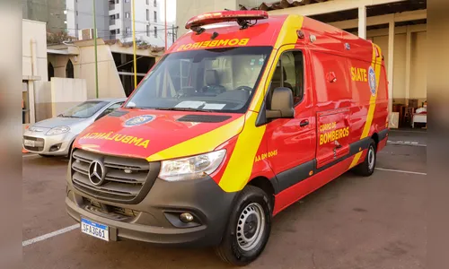 Criança de 2 anos fica ferida após TV de 29 polegadas cair sobre a cabeça dela