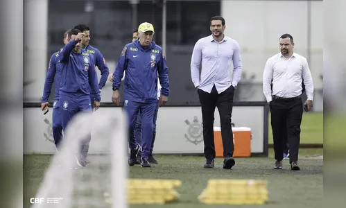 Treino da Seleção contou com Xaud, que reforçou confiança no técnico