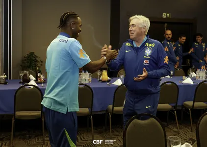 Técnico Carlo Ancelotti comanda primeiro treino da seleção brasileira rumo às Eliminatórias da Copa 2026