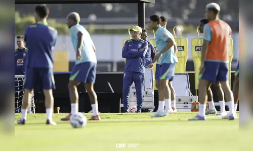 Com desfalques, Ancelotti comanda 1º treino da Seleção Brasileira