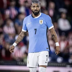 Uruguai recebe a Venezuela no Estádio Centenário em duelo chave das Eliminatórias