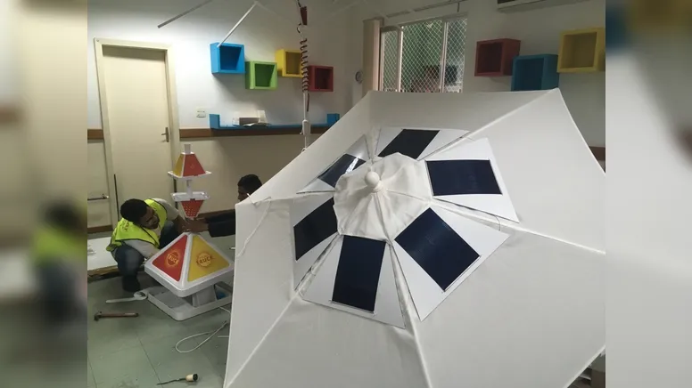 Guarda-sol com geração de energia