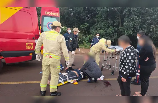 Mãe e filha ficam feridas após queda de bicicleta em Apucarana