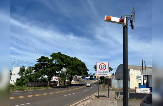 DNIT instala radar para fiscalizar velocidade na Avenida Minas Gerais em Apucarana