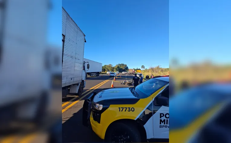 Motociclista morre após bater na traseira de carreta na PR-444, em Arapongas