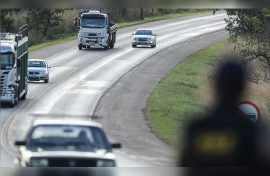 Rodovias da região terão radar de velocidade média que multa quem freia só no equipamento