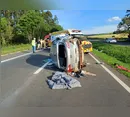 Jovem fica em estado grave após carro bater contra placa na BR-376