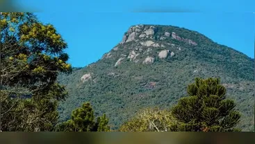 Após se perder e buscar abrigo em gruta, jovem é resgatado em trilha do PR