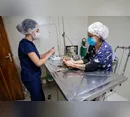 Apucarana intensifica castração e vacinação gratuita de cães e gatos pelo Cemsa