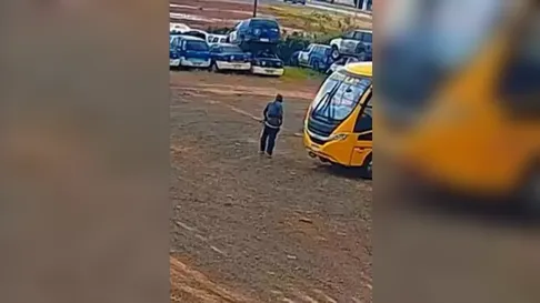 Polícia Civil prende suspeito de furtar peças de ônibus escolares e prejudicar 950 alunos em Arapongas