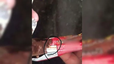 Família que encontrou larvas vivas em chocolate será indenizada em R$ 8 mil em SC