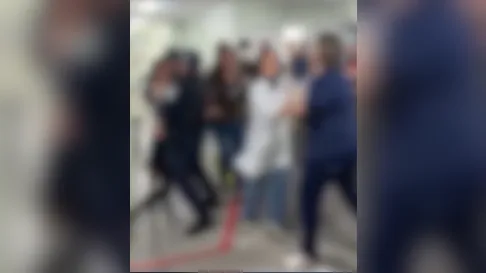 Paciente relata ter ingerido gasolina, agride enfermeiras e é detida em UPA no Paraná