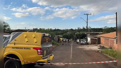 Suspeitos de ameaçar moradores morrem em troca de tiros com a Polícia Militar