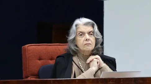 Cármen Lúcia renuncia ao mandato no TSE; Dias Toffoli deve assumir a vaga
