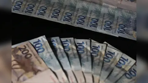 Vencedor de R$ 127 milhões da Mega-Sena no PR retira o prêmio