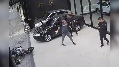 "Assalto de brincadeira" deixa um morto e outro ferido após policial flagrar ação e atirar
