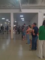 Veja imagens das eleições em Apucarana, Arapongas e região