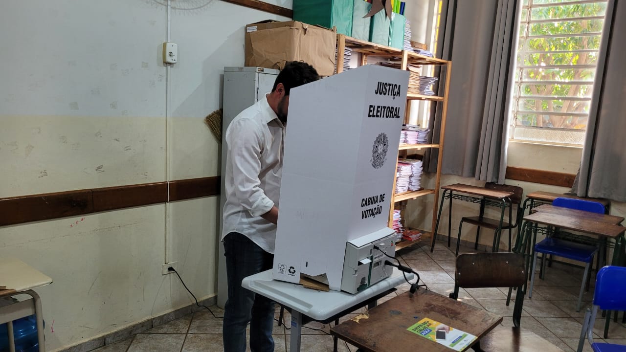 Rafael Cita vota e fala em vitória: "Fizemos uma campanha bonita"