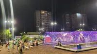 Iluminação de Natal é ativada no centro de Apucarana; veja fotos