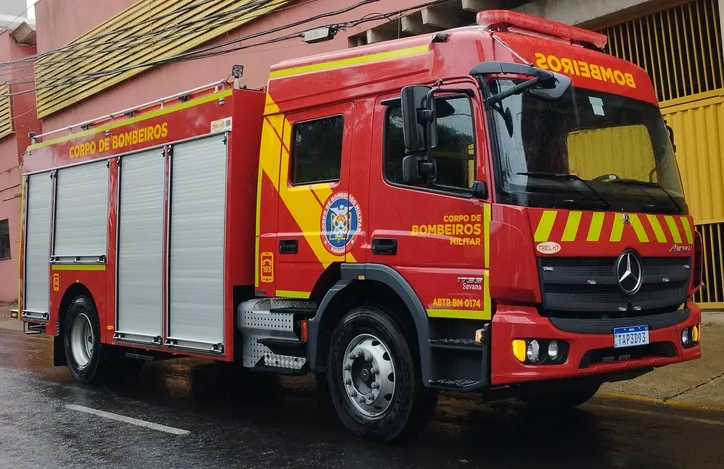 Novo caminhão do Corpo de Bombeiros de Apucarana