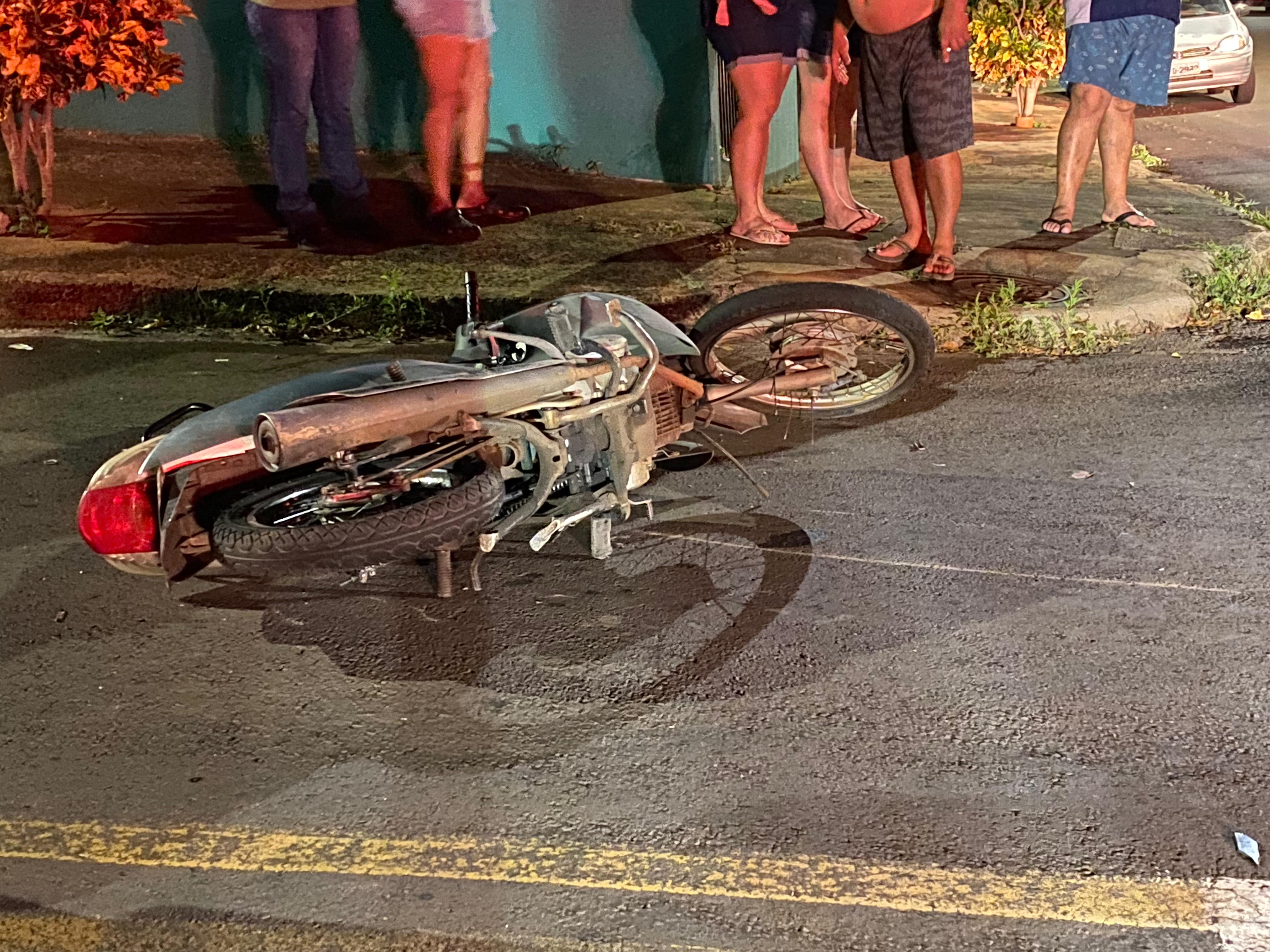 Grave acidente deixa dois motociclistas feridos em Apucarana