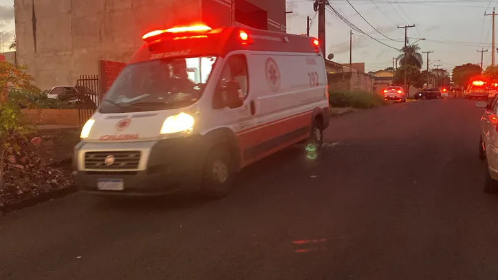 Ambulância do Samu no local