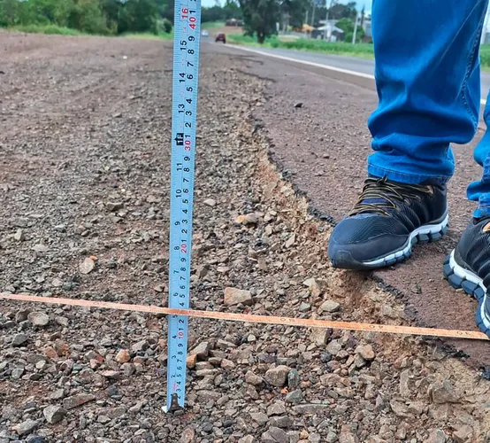 Motoristas reclamam da falta de acostamento em rodovias da região