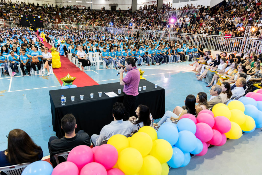 Apucarana forma 1.428 alunos dos anos iniciais do Ensino Fundamental