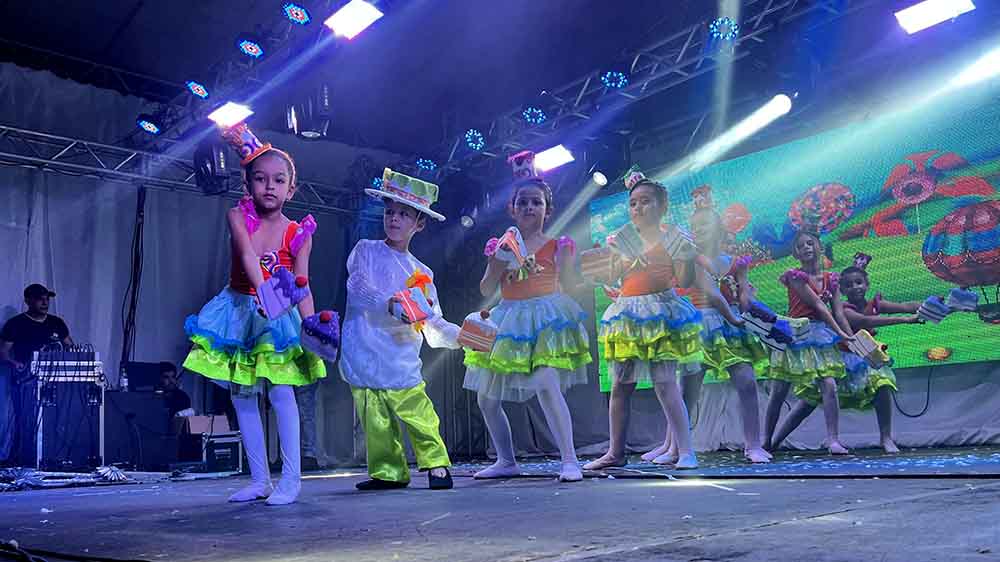 Papai Noel chega a Ivaiporã e abre as festividades de Natal