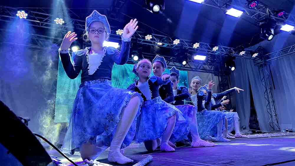 Papai Noel chega a Ivaiporã e abre as festividades de Natal