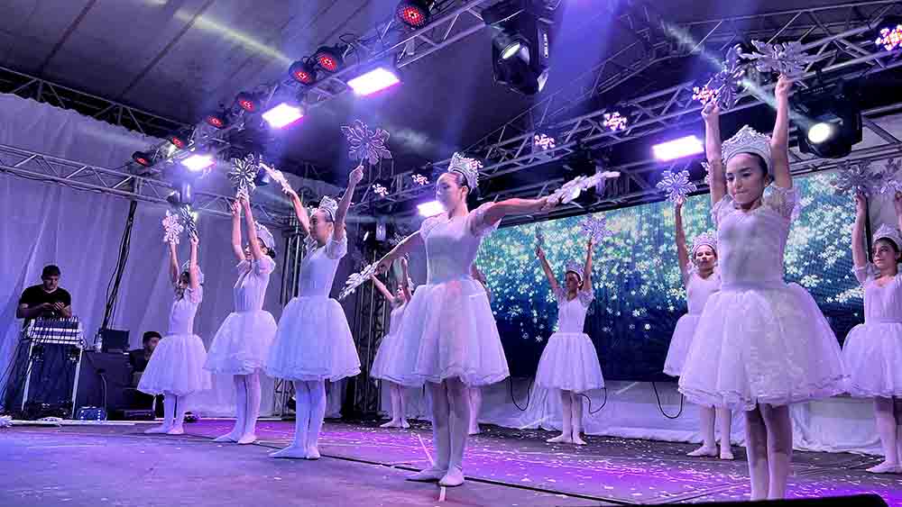 Papai Noel chega a Ivaiporã e abre as festividades de Natal