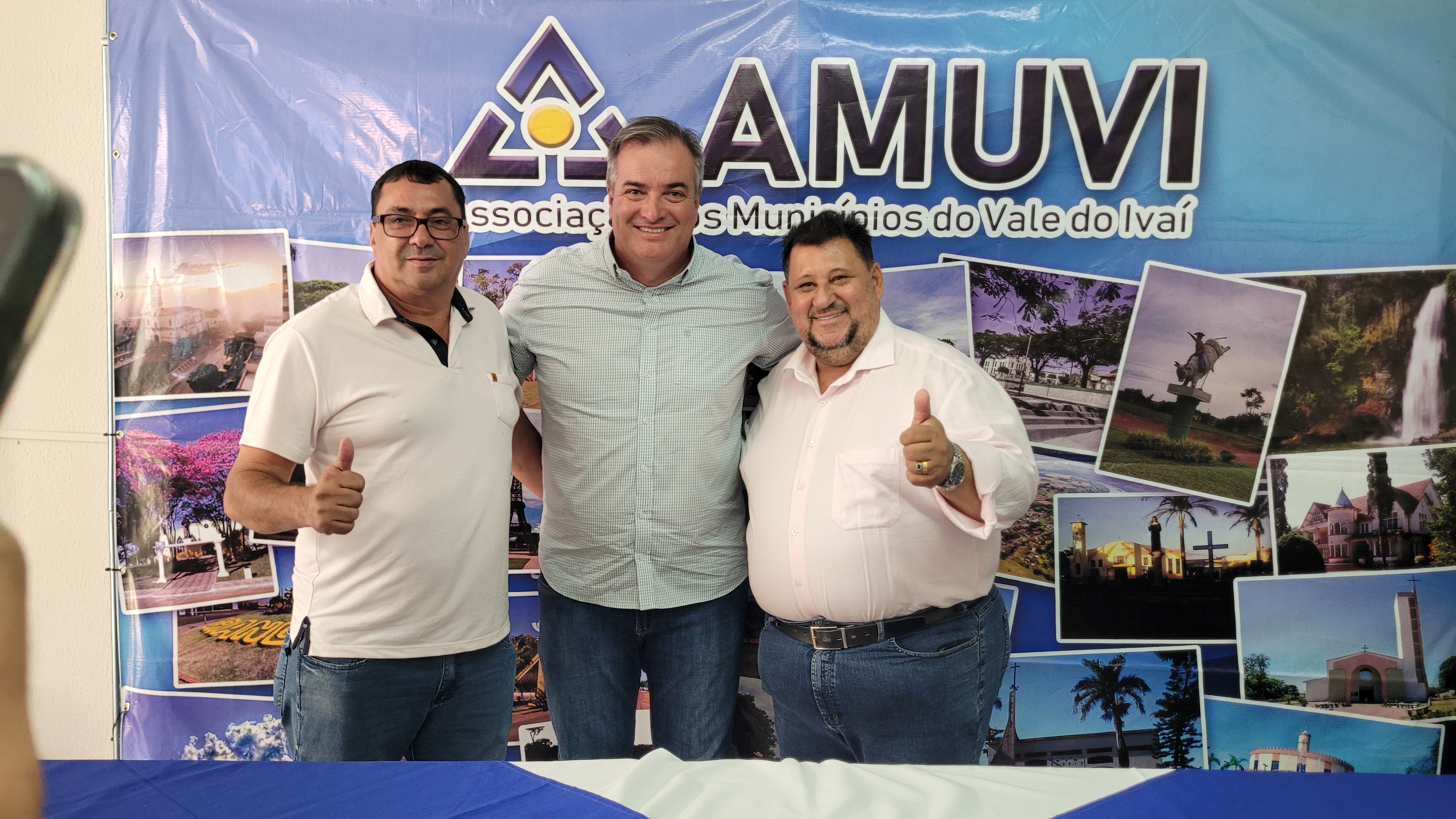 Prefeitos da Amuvi elegem novo presidente da associação; veja