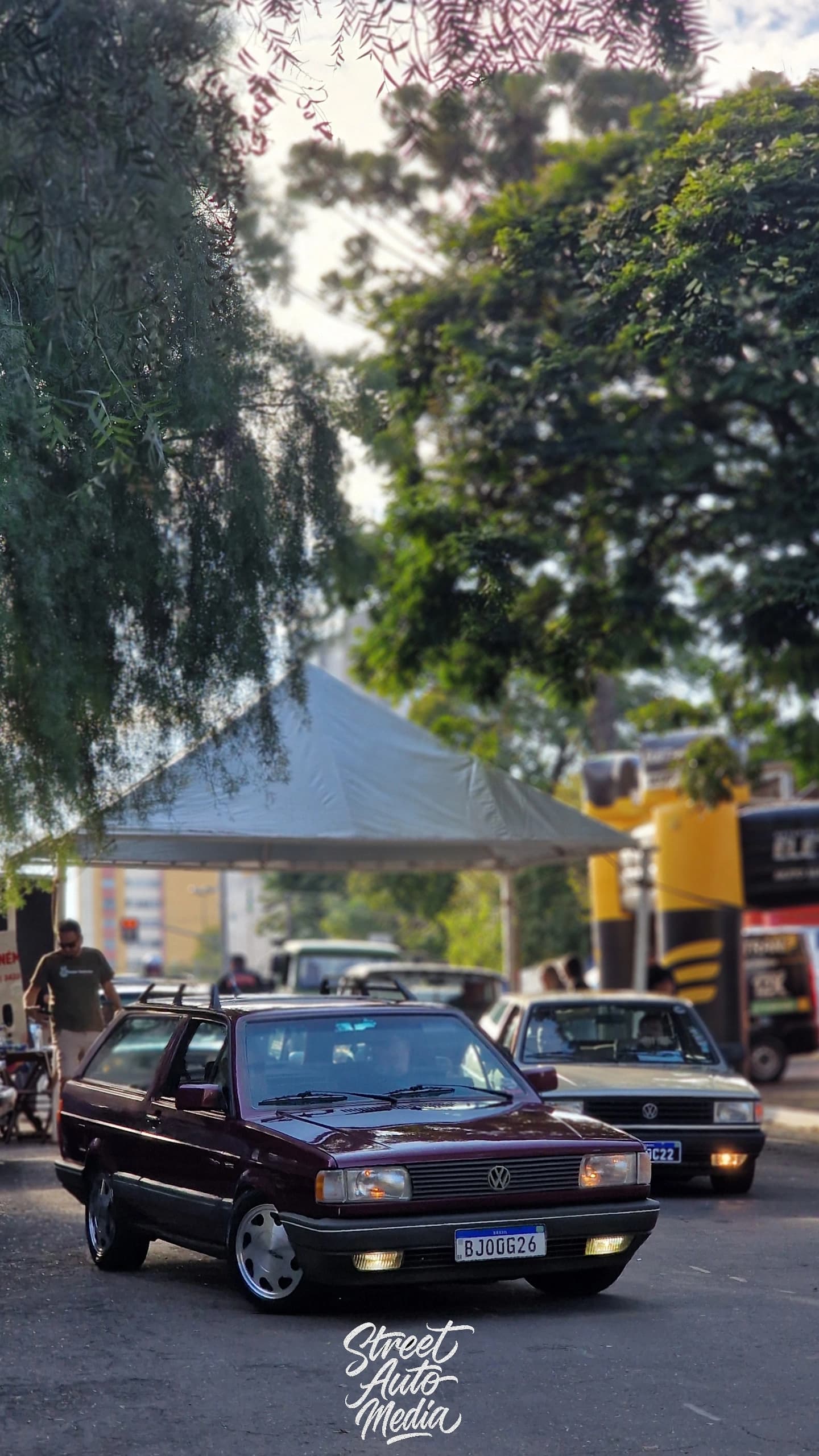 1º Encontro de Veículos Antigos lota espaço do Lagoão em Apucarana