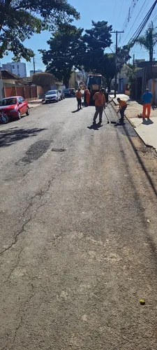 Codar executa tapa-buracos e manutenção em bueiros em Arapongas